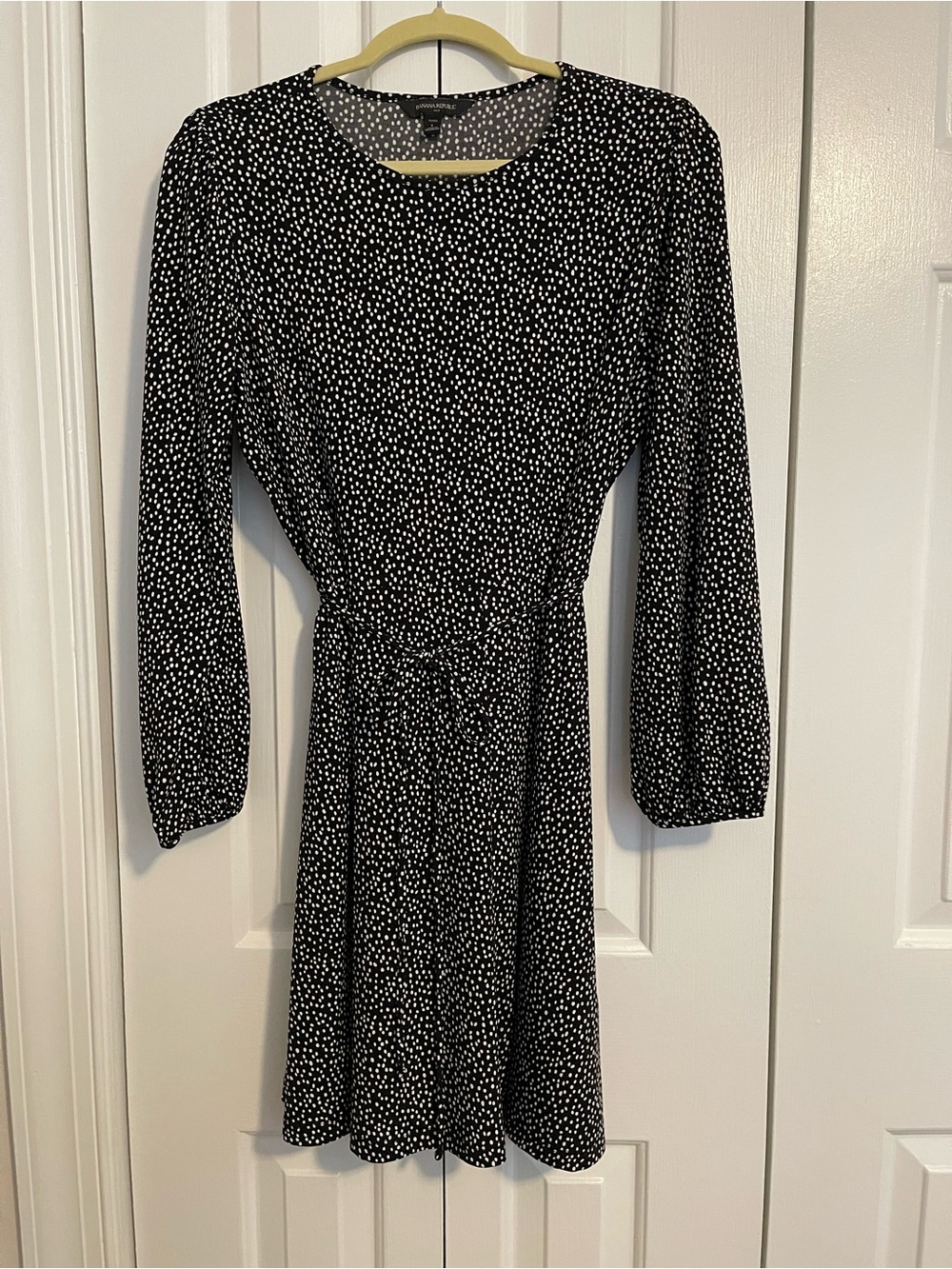 Banana Republic Black & White Dot Long Sleeve Dress